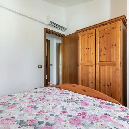 Holiday home Casa Nicoletta